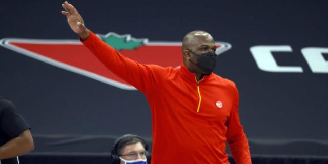 老鹰开启漫长休赛期 转正麦克米兰是第一要务